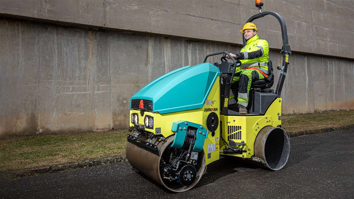 Ammann's new ARX 20-2 light tandem roller