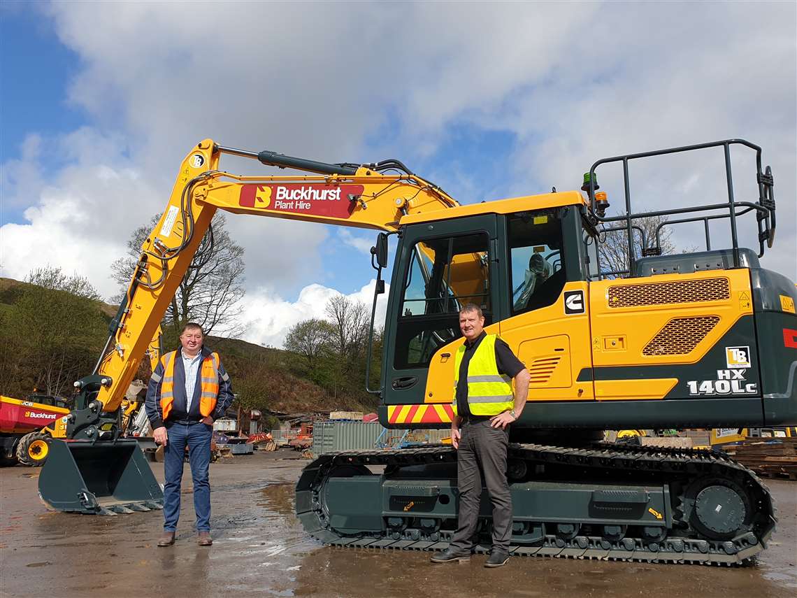 Buckhurst Plant Hire takes delivery of new Hyundai excavators