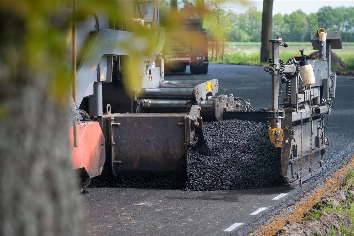 The Roelofs team onsite laying the bio-asphalt 