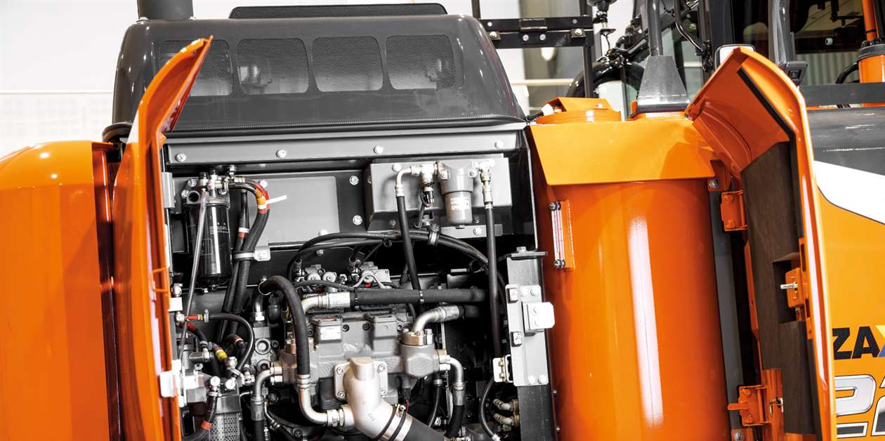 Hitachi UK reveals its biggest Zaxis-7 excavator - International