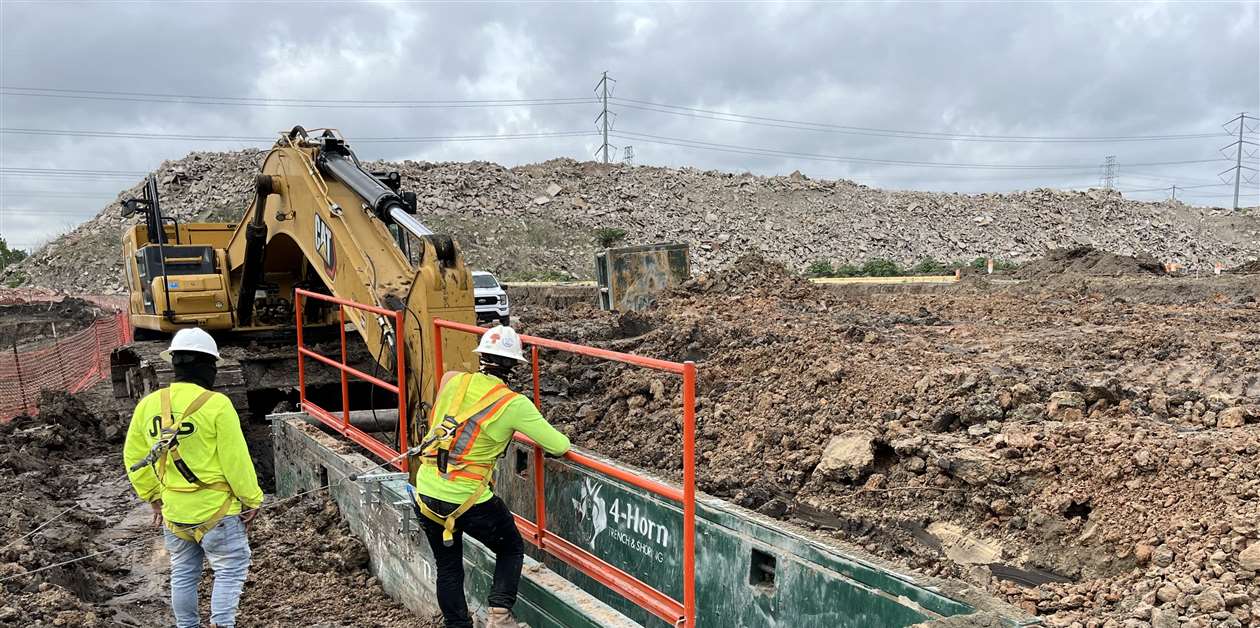 4-Horn Trench makes first move in Florida