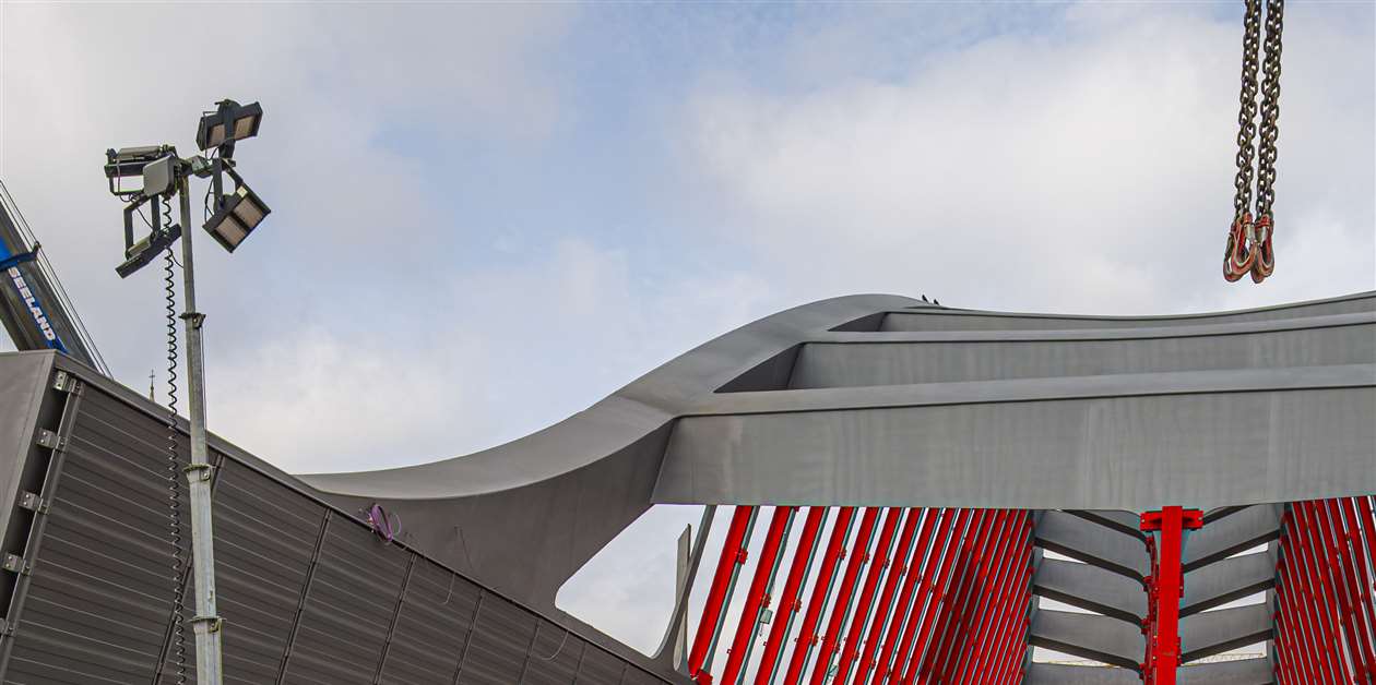 HKL delivers on major railway bridge in Hamburg