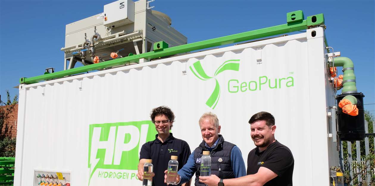 Power Logistics Partners with GeoPura to Develop Innovative Hydrogen Generator System