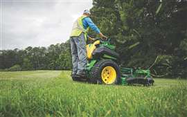 John Deere QuikTrak mower