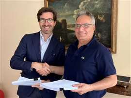 Stéphane Charlet, international M&A Director (left), and Vincenzo Basilicata, main shareholder and chairman of FIM (right). Photo: Kiloutou