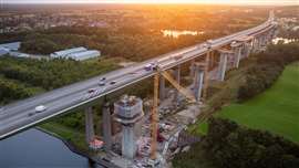Obras de construção sobre o Canal de Kiel, na Alemanha.