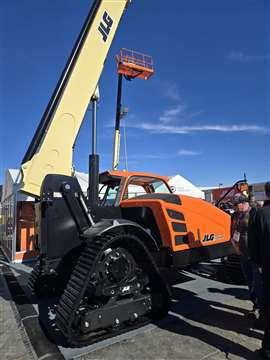 JLG Concept 1043T Quad Track telehandler 