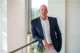 Retrato de Brian Cornett, CEO da Nixon Hire.