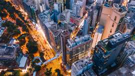 El total de inicios de construcción en Estados Unidos aumentó un 9% en abril.