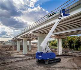 Tadano crawler-monted boom lift