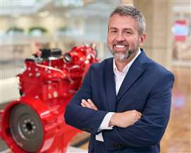 康明斯公司非公路动力总成工程高级总监杰里米·哈辛