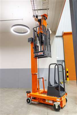 Star Platforms  - JLG Nano 30CS