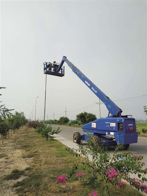 Boom lift Pakistan 