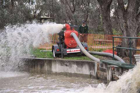 A 6” Aussie trash pump diverts water flooding the town of Horsham, Victoria, into a side channel, saving the town from flooding. 