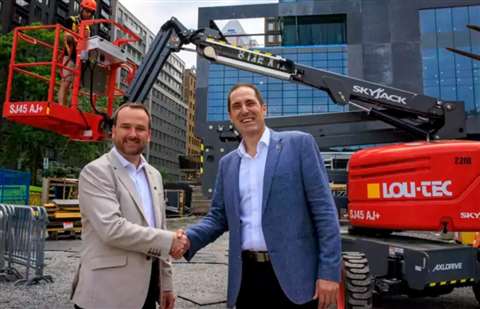 Jean-Marc Dallaire, Lou-Tec and Luc Bertrand, Acces Location +