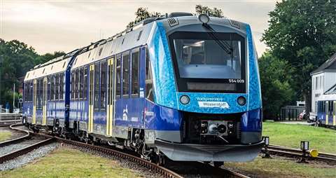 Alstom Coradia iLint train with Cummins fuel cell technology