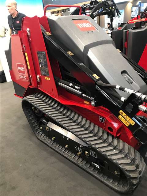 Toro Dingo TX700 compact loader