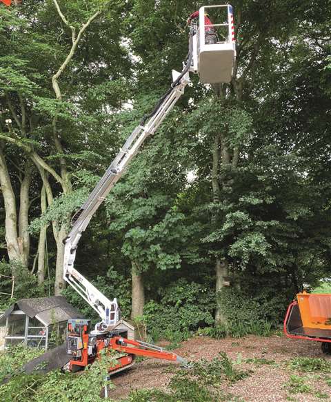 The Easy Lift R180 aerial platform