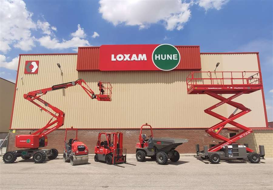 Which equipment rental company invested the most in 2022