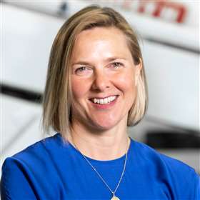 Karin Nars_hr