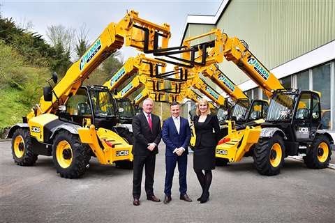 Nixon JCB