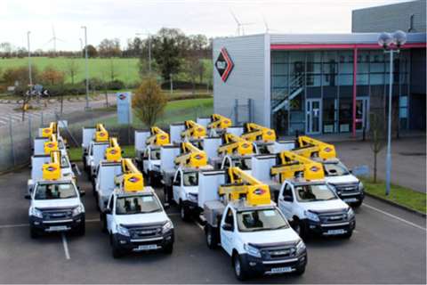 Nationwide Platforms' Isuzu D-Max mounted Versalift LAT135-Hs'