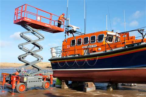 In February, a Skyjack SJ6832 RTE 48V DC scissor lift helped carry out vital maintenance work on an 