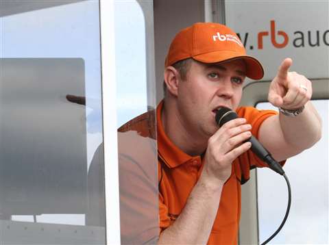 Auctioneer_RitchieBros