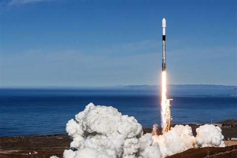 Fleet Space launch.jpg cropped